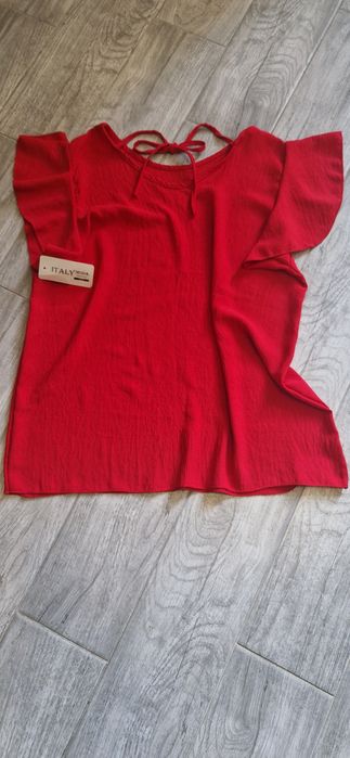 Śliczna nowa czerwona bluzka z wiązaniem z tyłu Italy moda