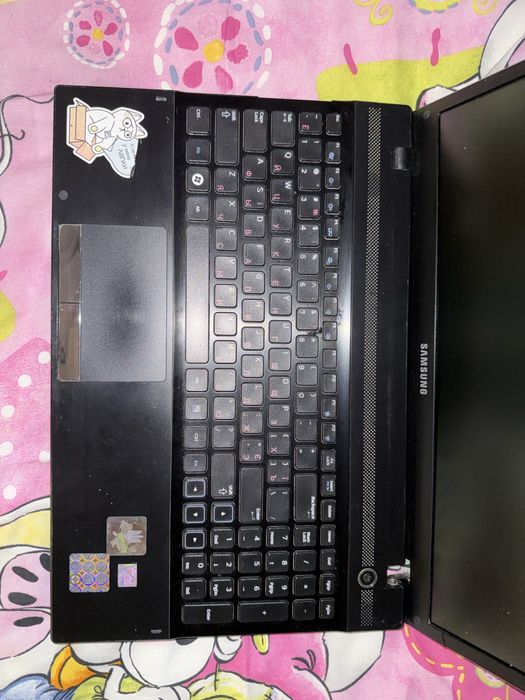 У Ноутбук Samsung NP300V5Z 15.6 Intel можливий продаж на запчастини