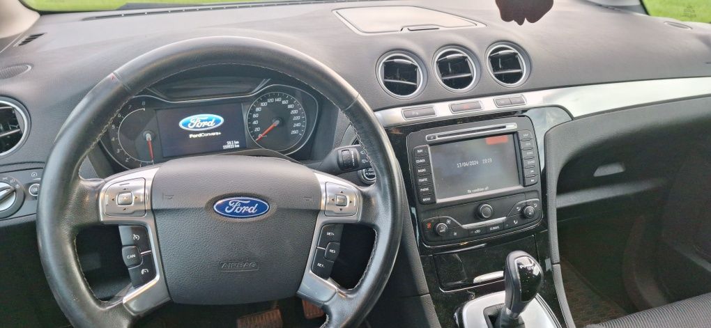 Ford S max 2.0 203 km 39900 zł