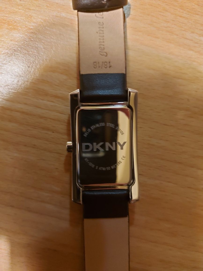 Relógio DKNY masculino em estado impecável