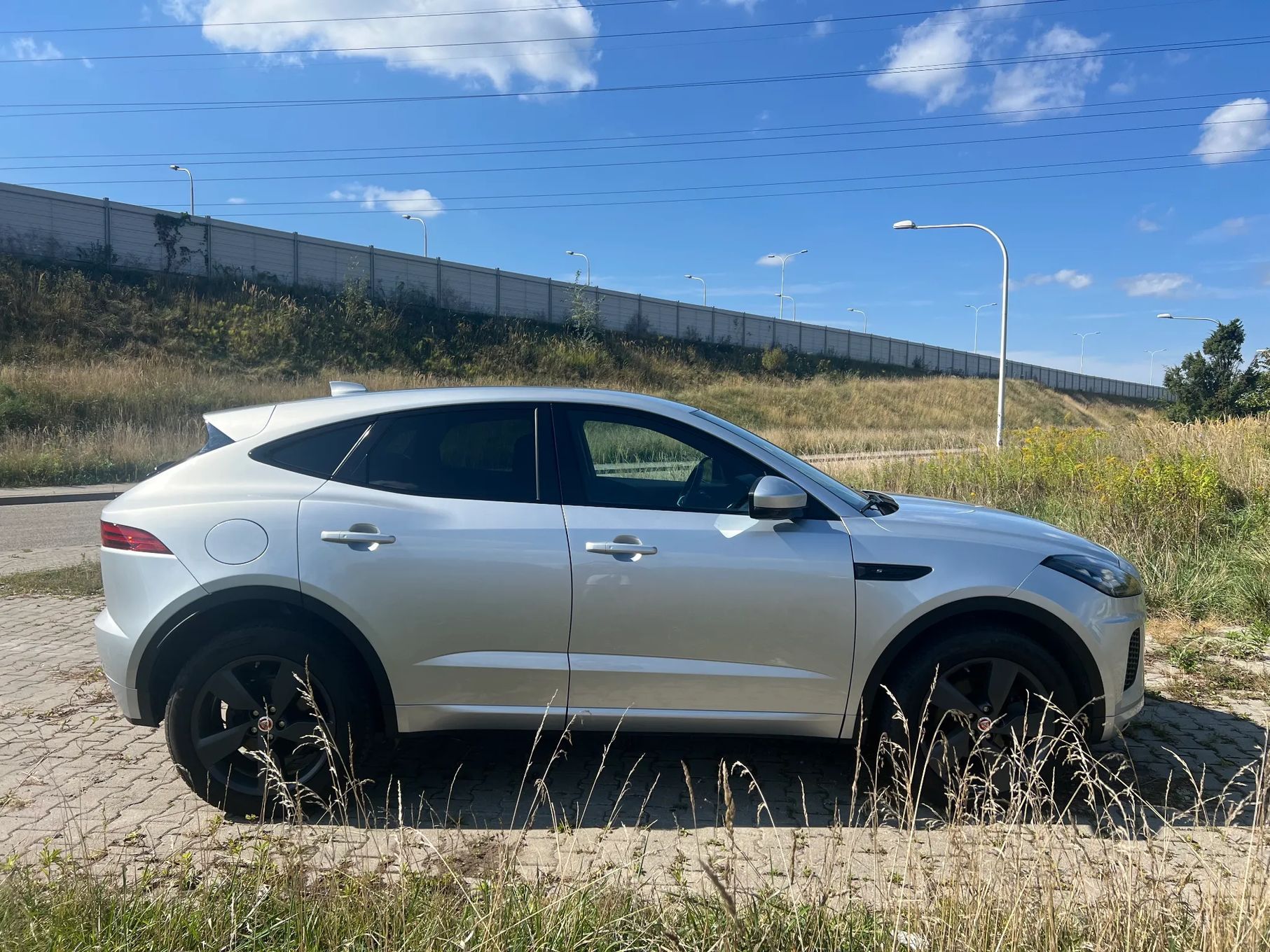 Jaguar E-Pace Jaguar E-Pace 2.0 i4D AWD R-Dynamic S, Stan bardzo dobry 180KM