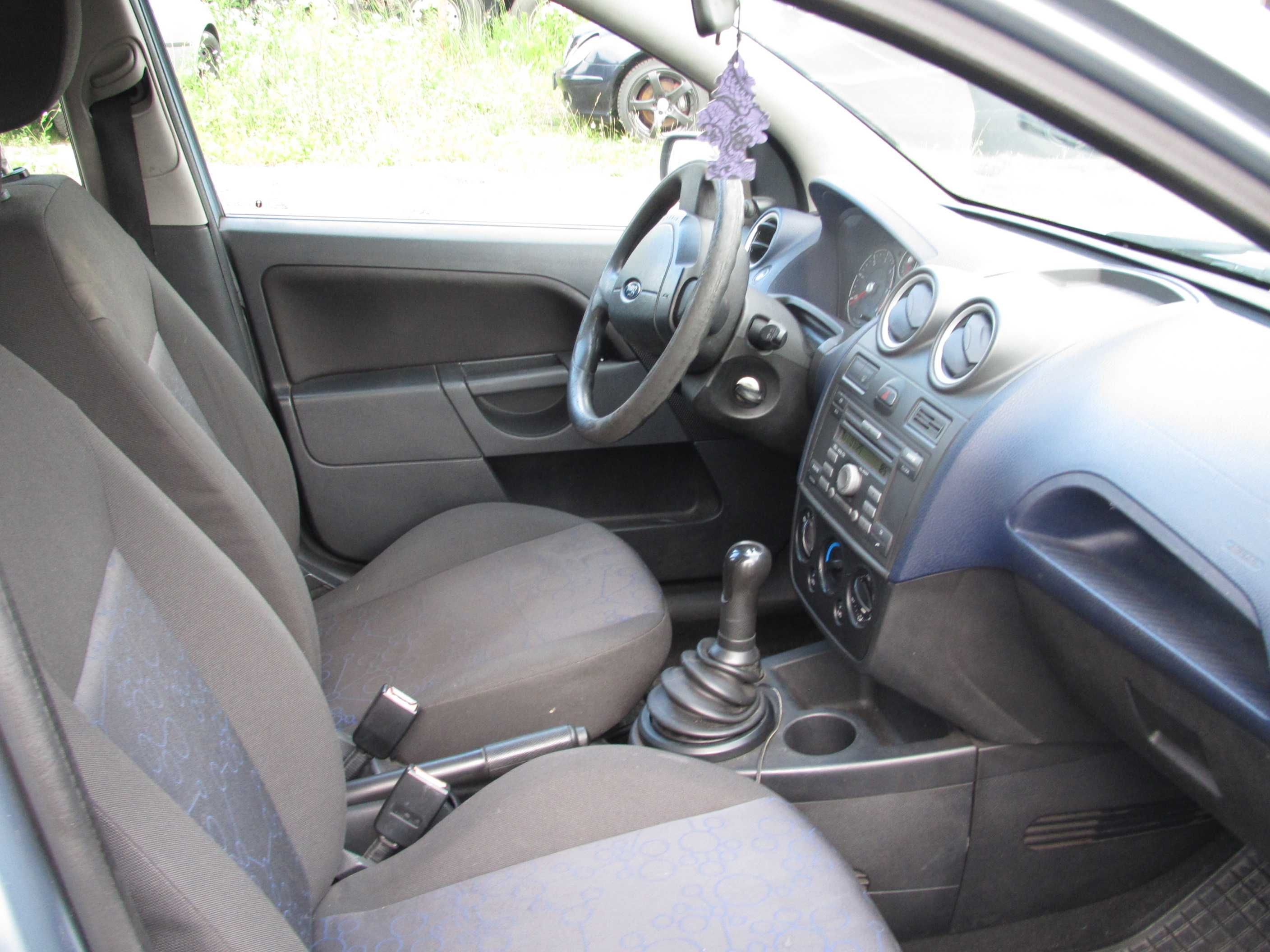 sprzedam dobre i pewne auto.