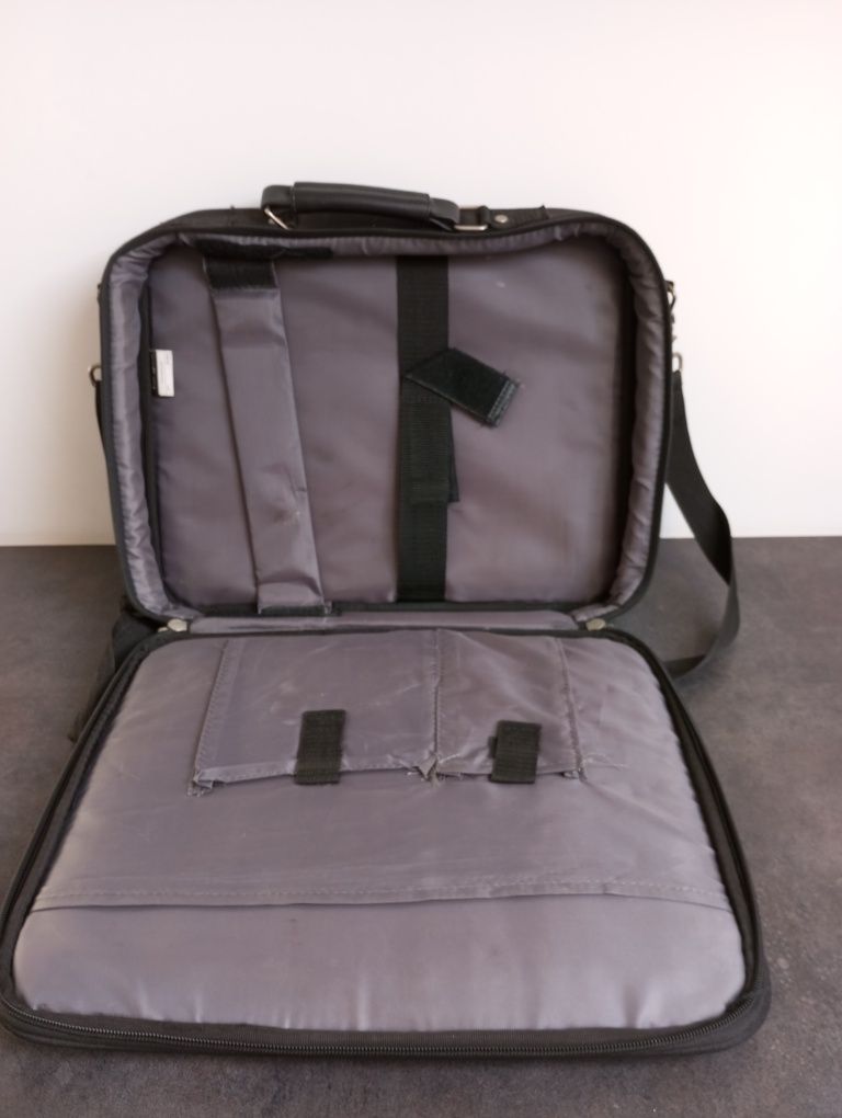 Torba na laptopa Targus 40cmx31cm