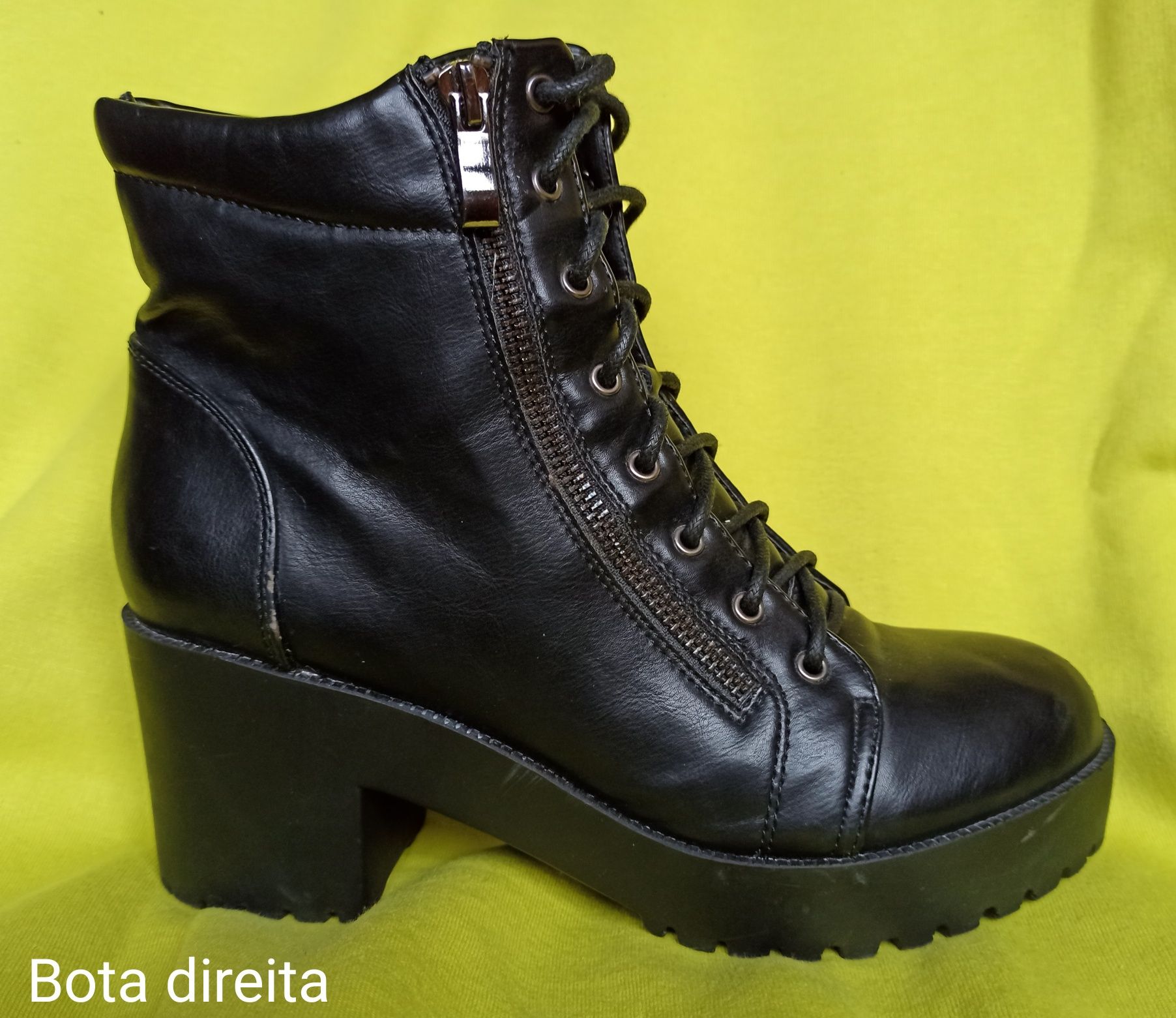 Botas pretas Mandarina