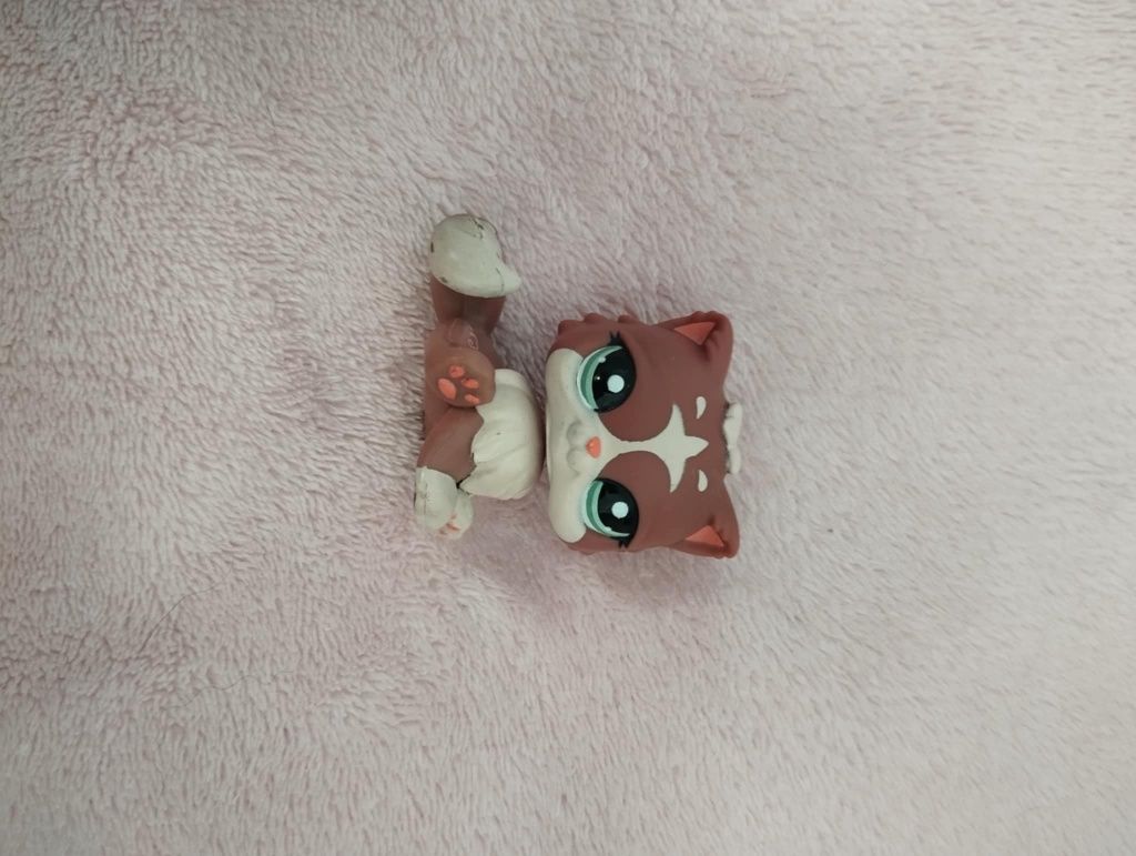 Kotek kot figurka