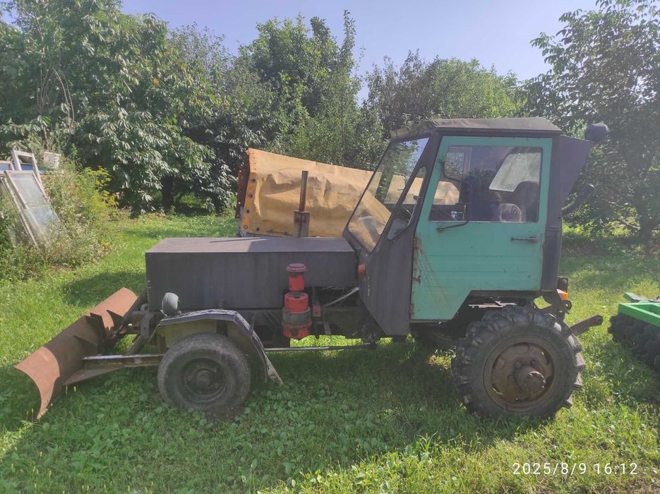 Продам саморобний трактор.