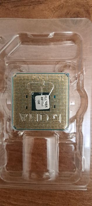 Procesor Amd Ryzen 3 3200G
AMD Ryzen 3 3200G – 4 rdzenie, 4 wątki – SP