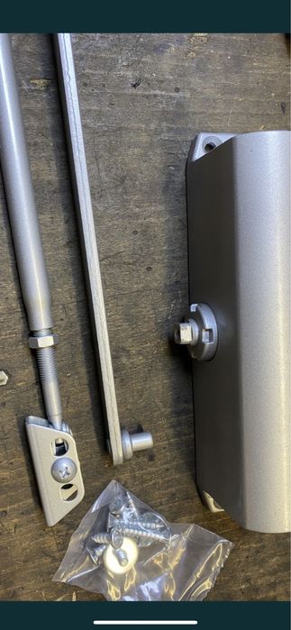 Доводчики дверей KING