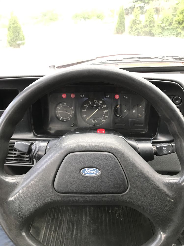Ford escort 1.3 бензин 1986 рік на ходу