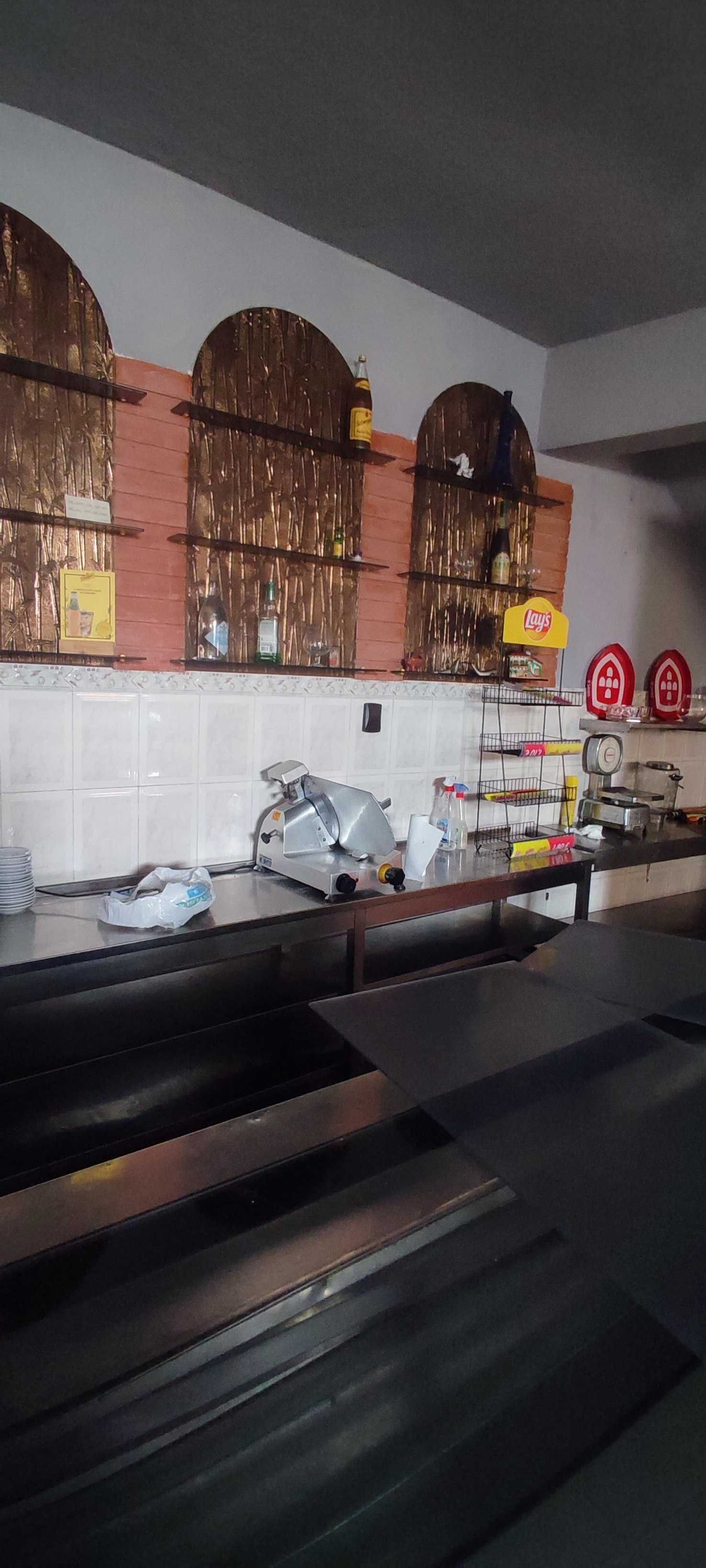 Trespasse Café em Carenque