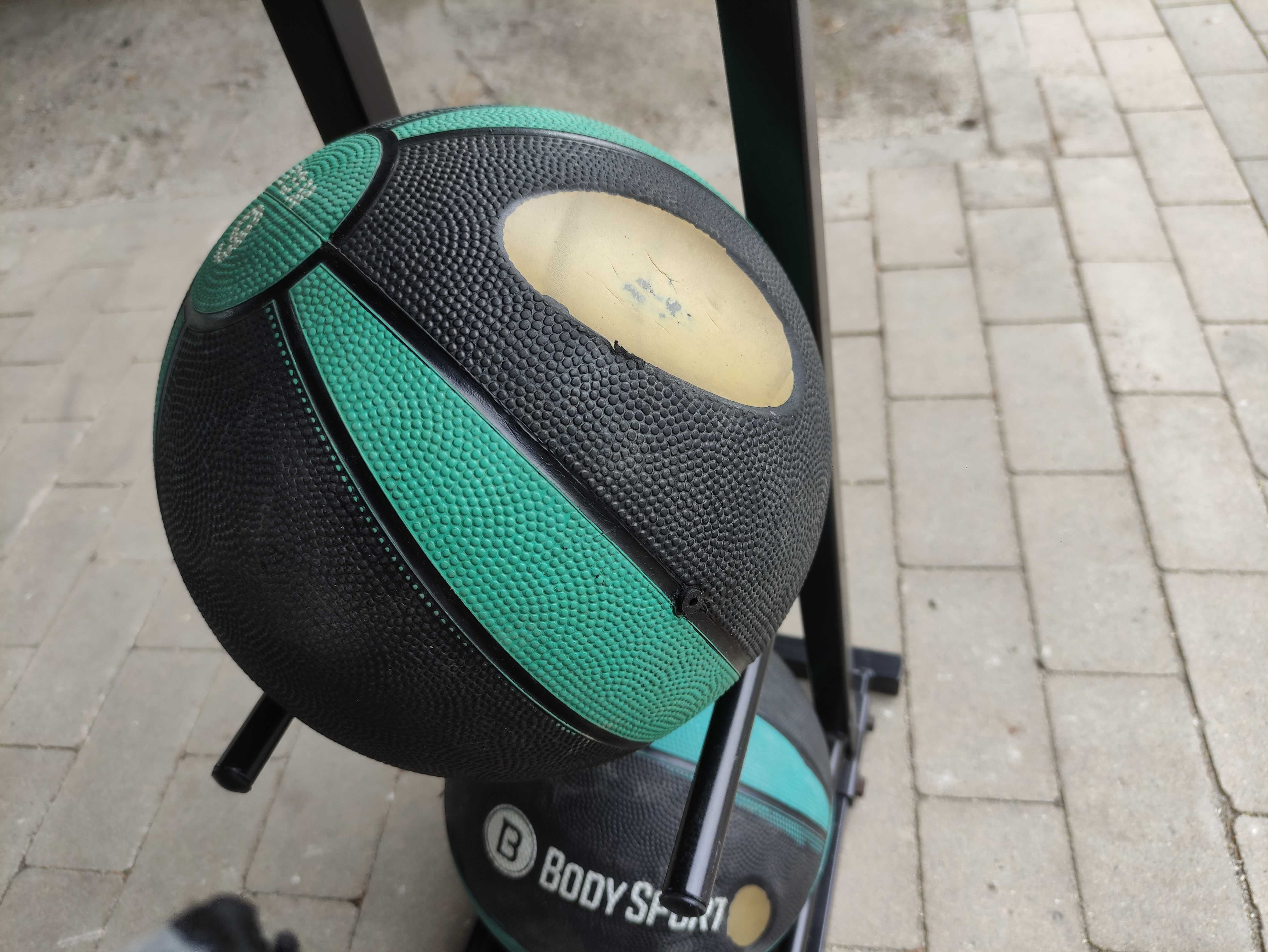 Stojak na piłki piłka lekarskie lekarska zestaw 5kg 4kg 6kg
