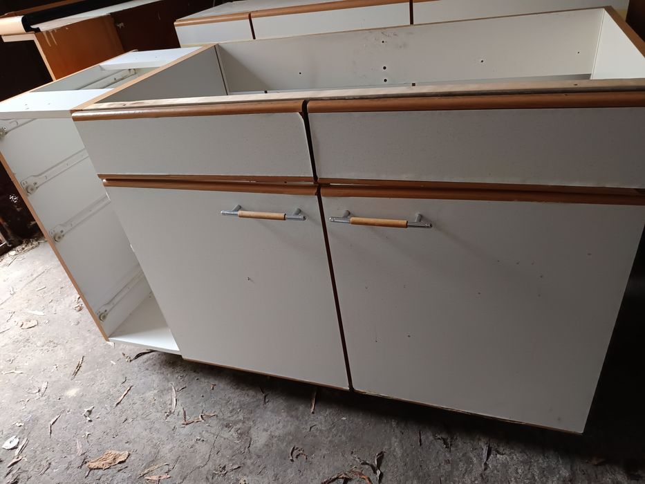 Sprzedam kuchnie narożną