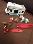 Lego 60057 kamper z zestawu  + kajak z wiosłem + koń z siodłem + dwie
