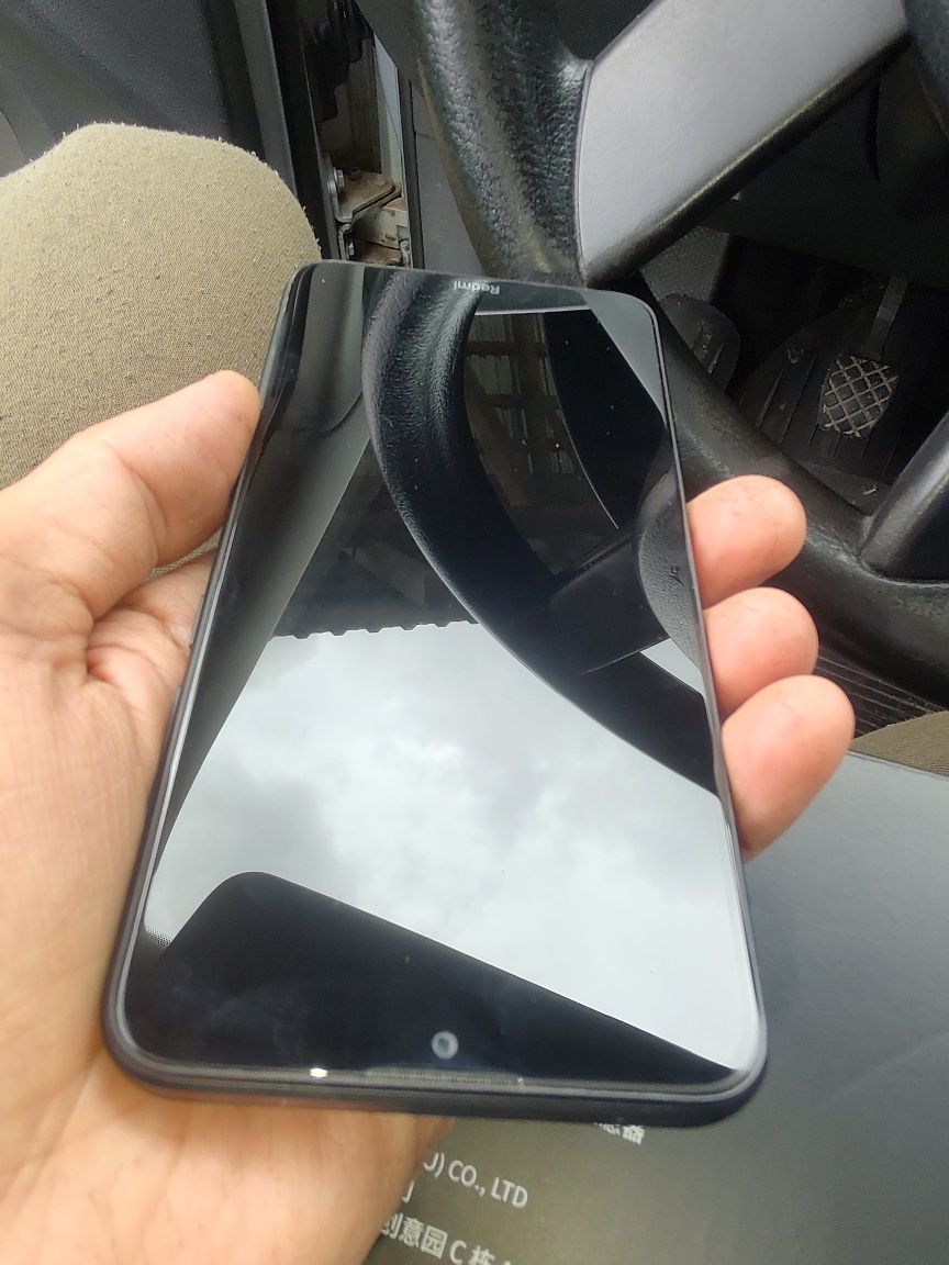 Xiaomi redmi 8А не ловить мережу
