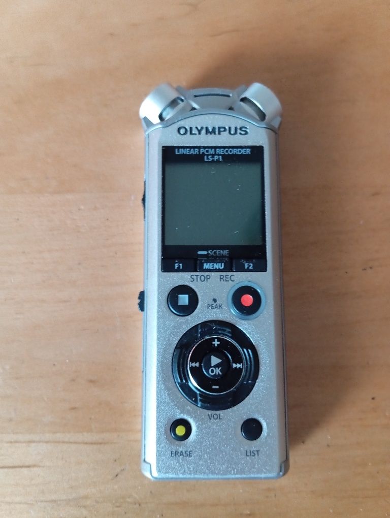 Dyktafon Olympus LS-P1