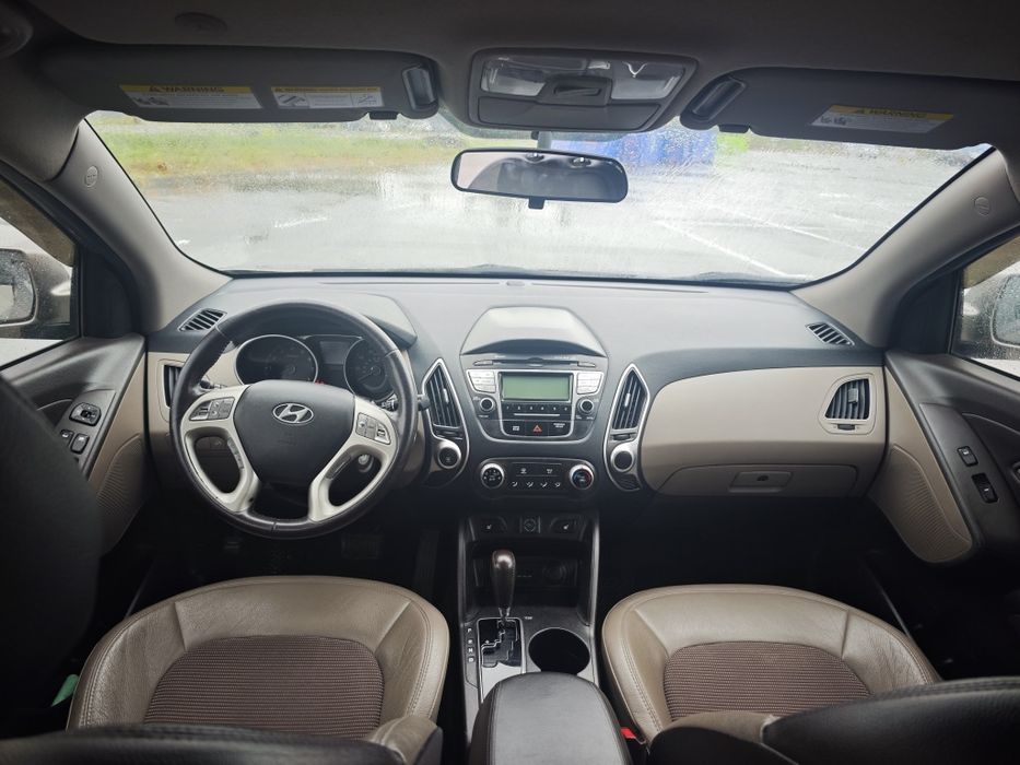 Хундай Туксон 2013 Hyundai ix35 Tucson Кросовер Позашляховик