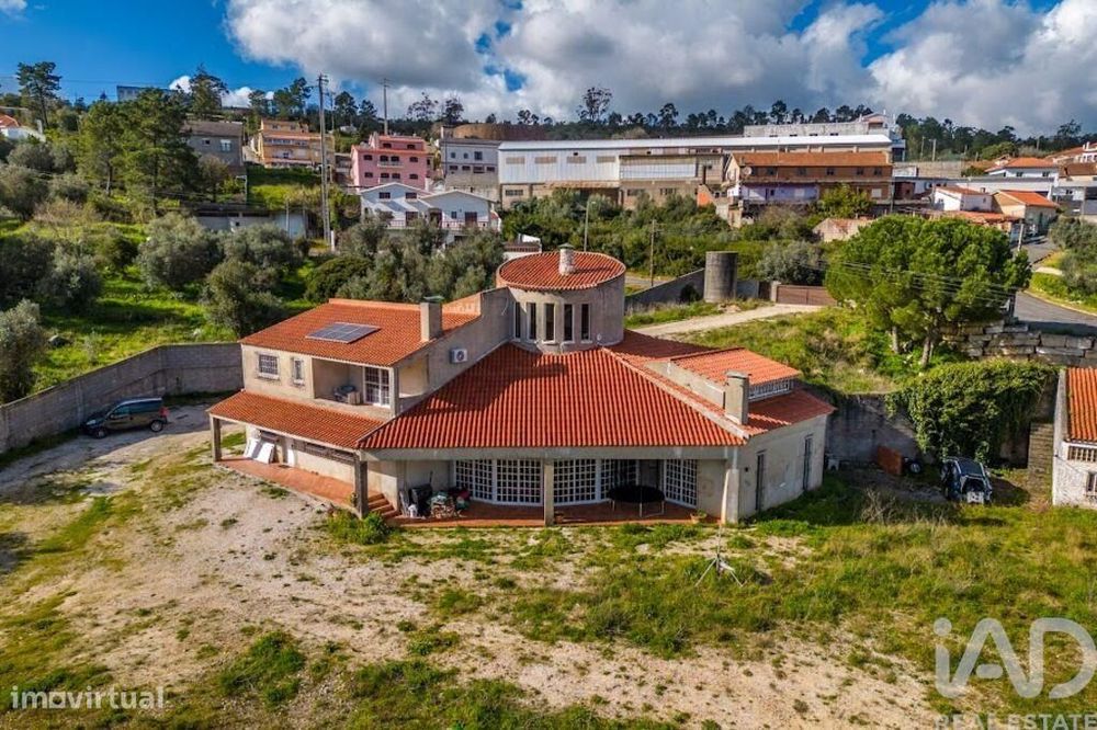 Casa / Villa T4 em Mira de Aire de 662,00 m2