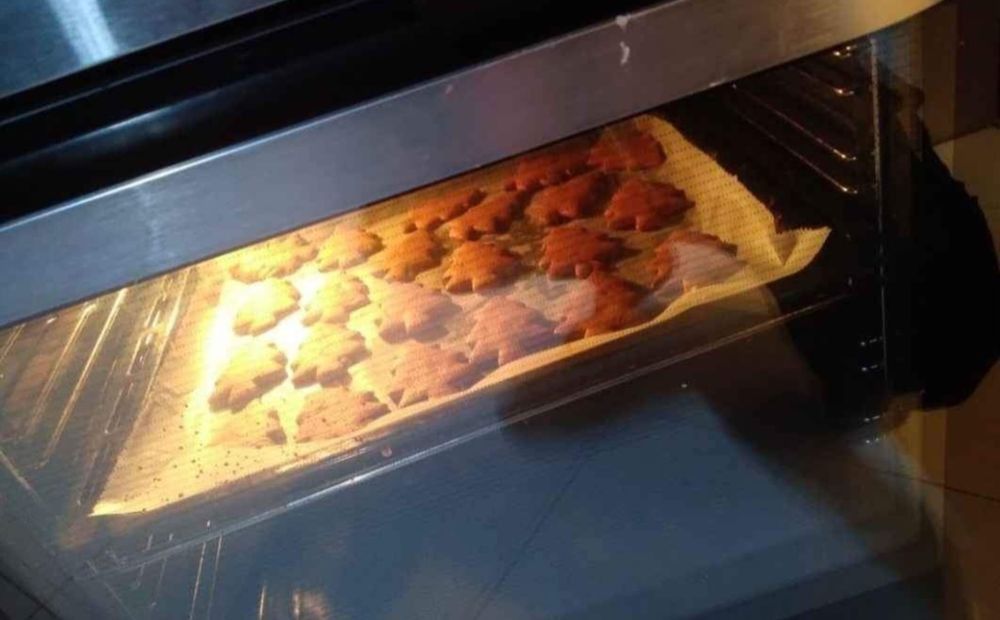 Pierniczki świąteczne domowe idealne dla dzieci! Gotowe do malowania