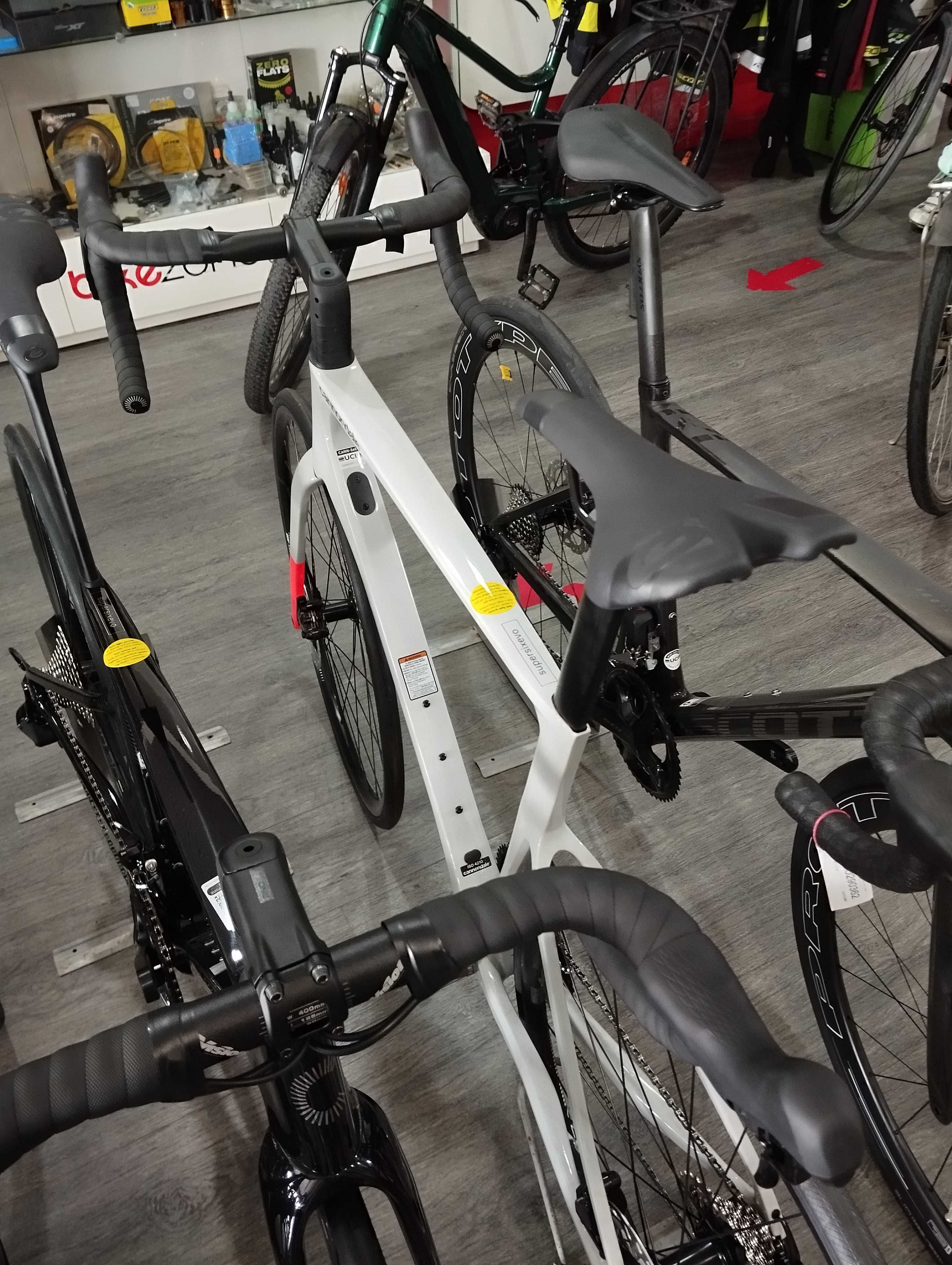 Cannondale Supersix Evo III 2024  " SEMINOVA" apenas 300km andados