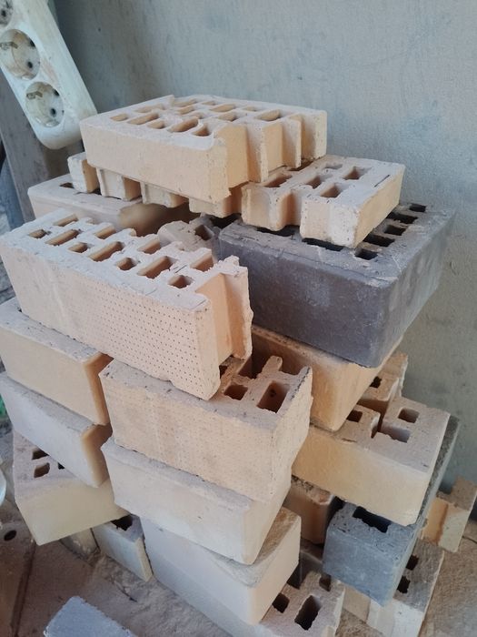 Продам облицовочный кирпич