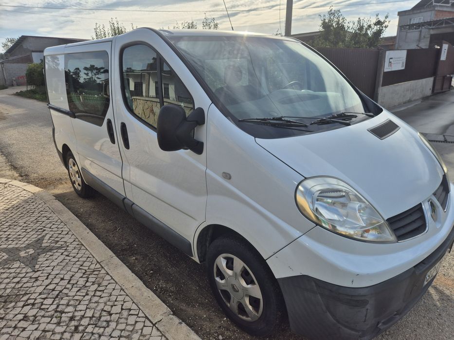 Renault Trafic 6 Lug