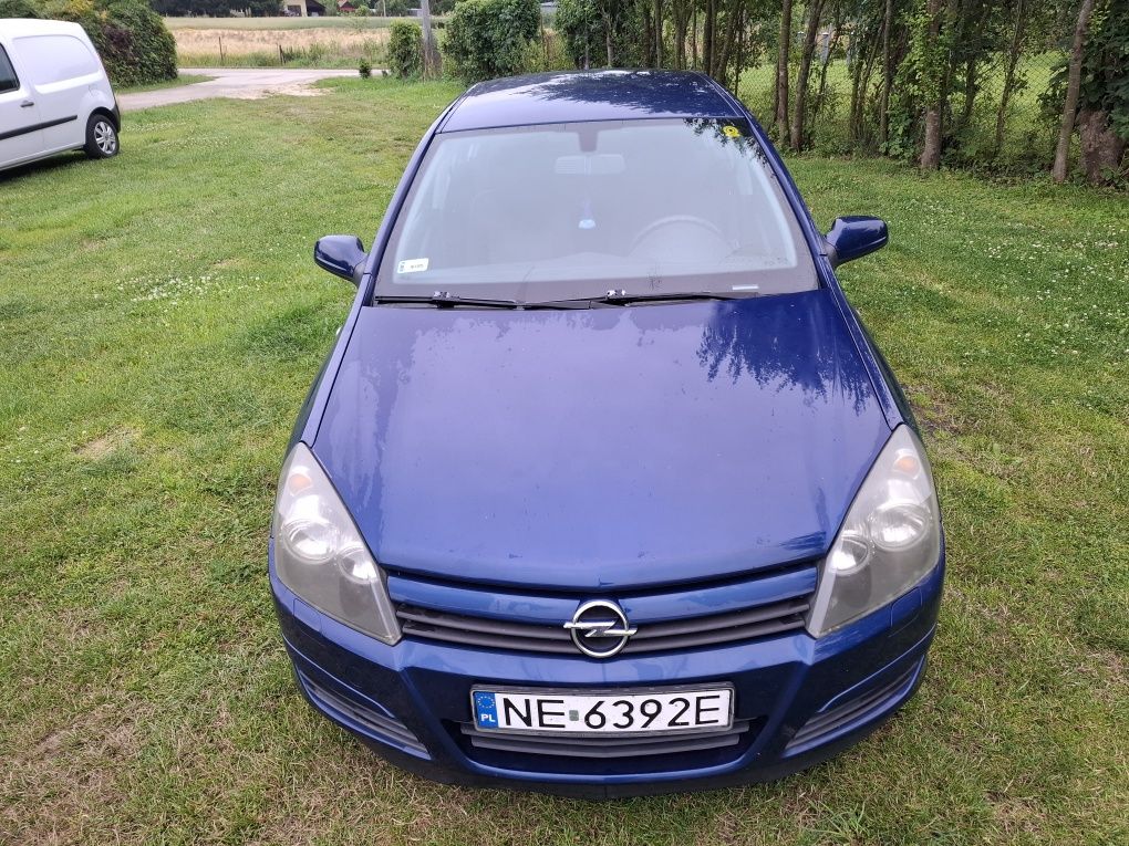 Astra H / 1.6 benzyna
