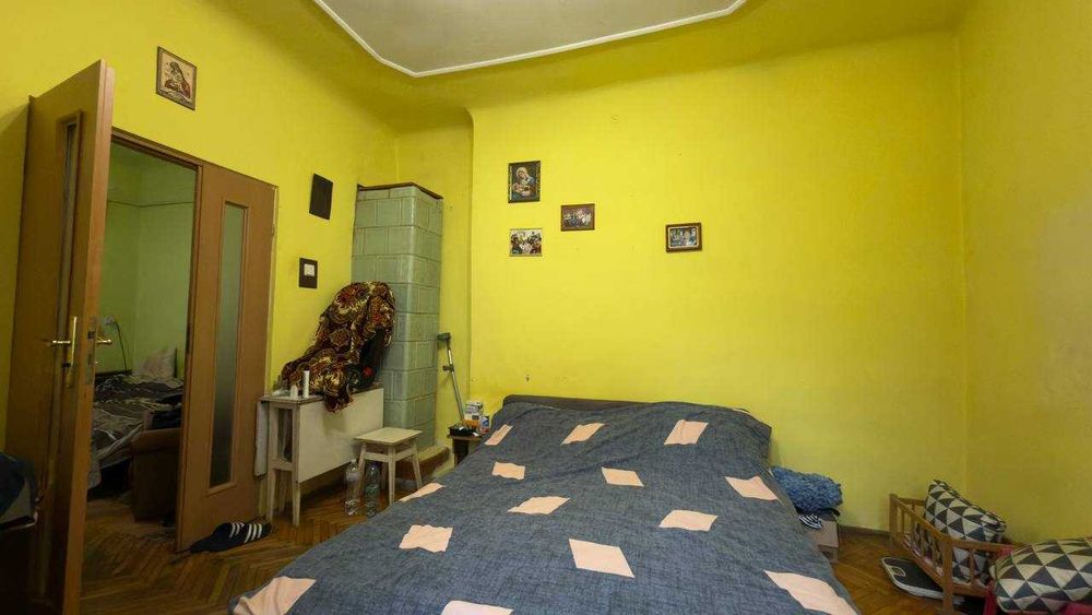 Продаж 2-кім квартири по вул. Б. Хмельницького. (церква Св. Онуфрія.)