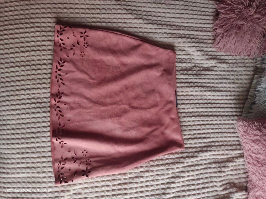 Spódniczka zamszowa zgaszony brudny róż rozm 36 S Primark ażurowy dół