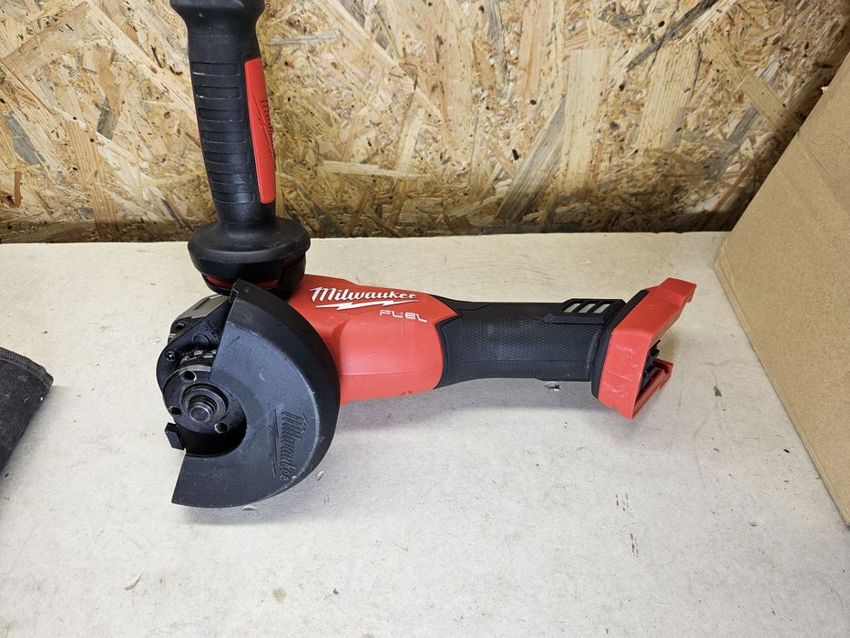 Milwaukee M18 FSAG115X szlifierka akumulatorowa kątowa brushless 18v