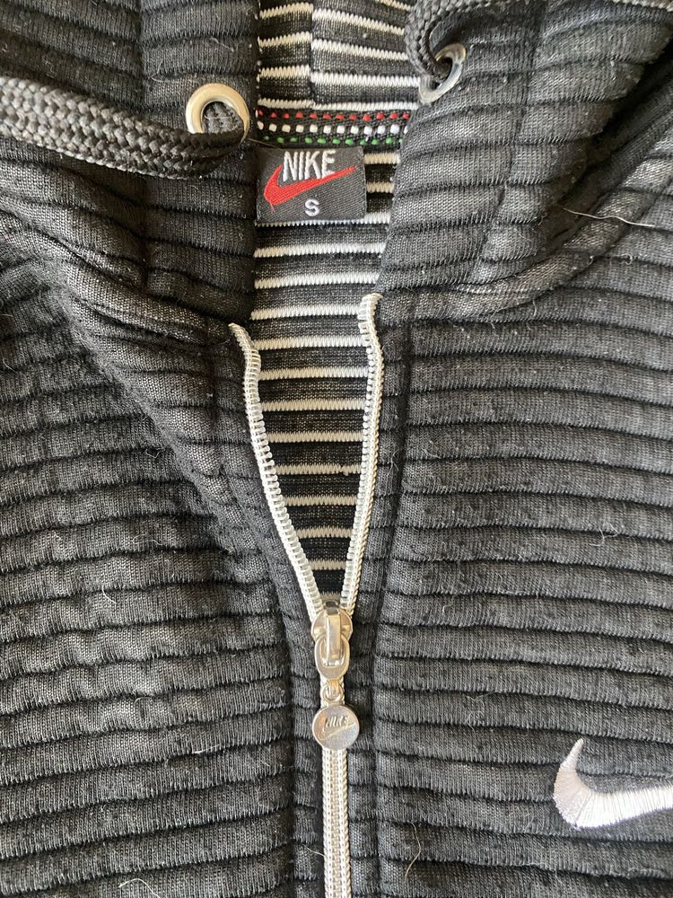 Кофта ( олимпийка) Nike оригинал р.S