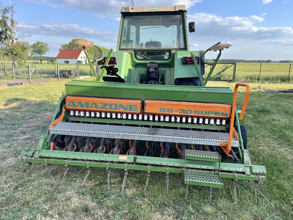 Siewnik zbożowy Amazone D8-30 super: