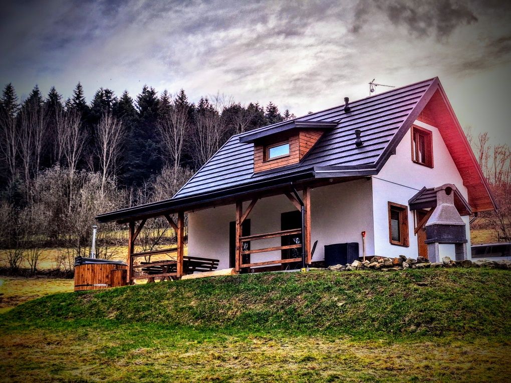 Beskid Niski . Domek z jaccuzi . Nocleg