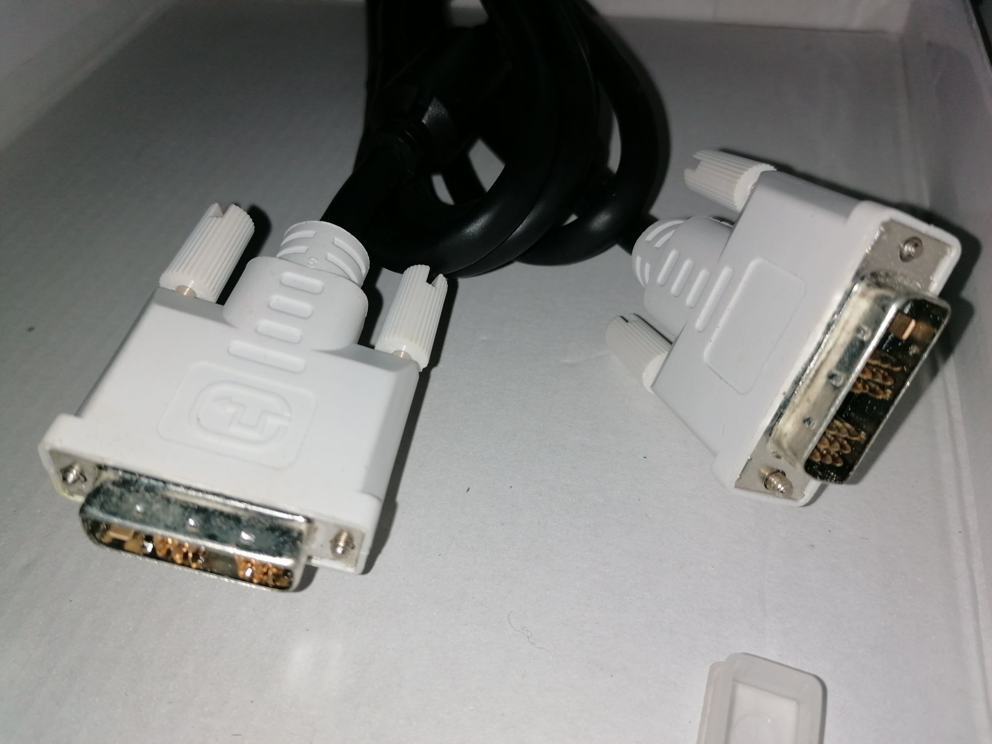 Cabo HDMI e DVI PC