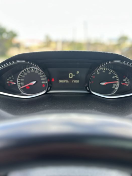 Peugeot 308 1.2 Automatico