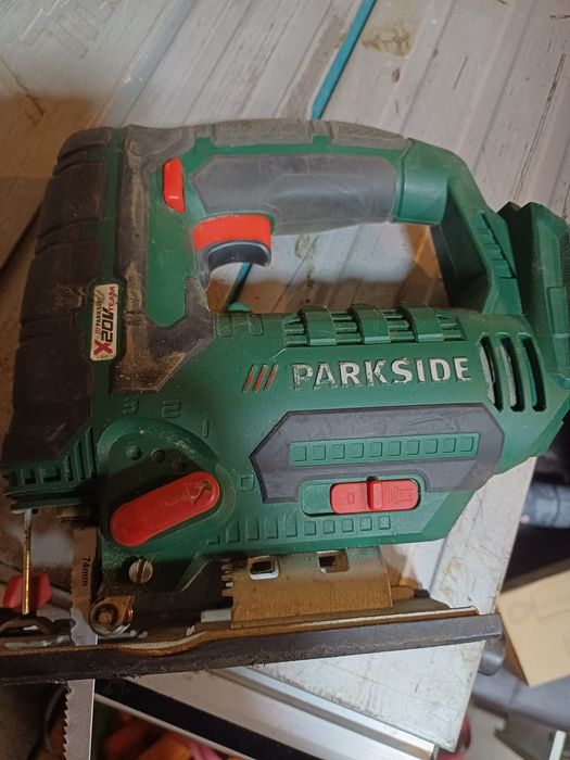 Wyrzynarka akumulatorowa Parkside