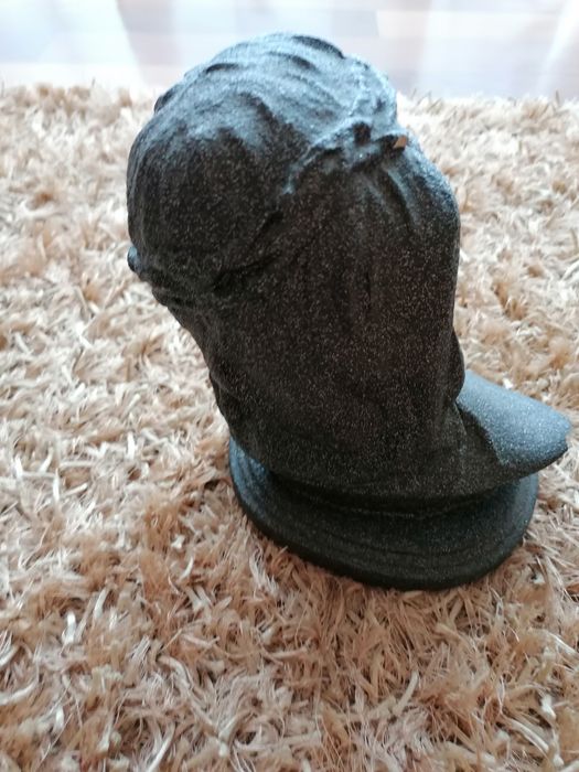 Imagem de Cristo em porcelana