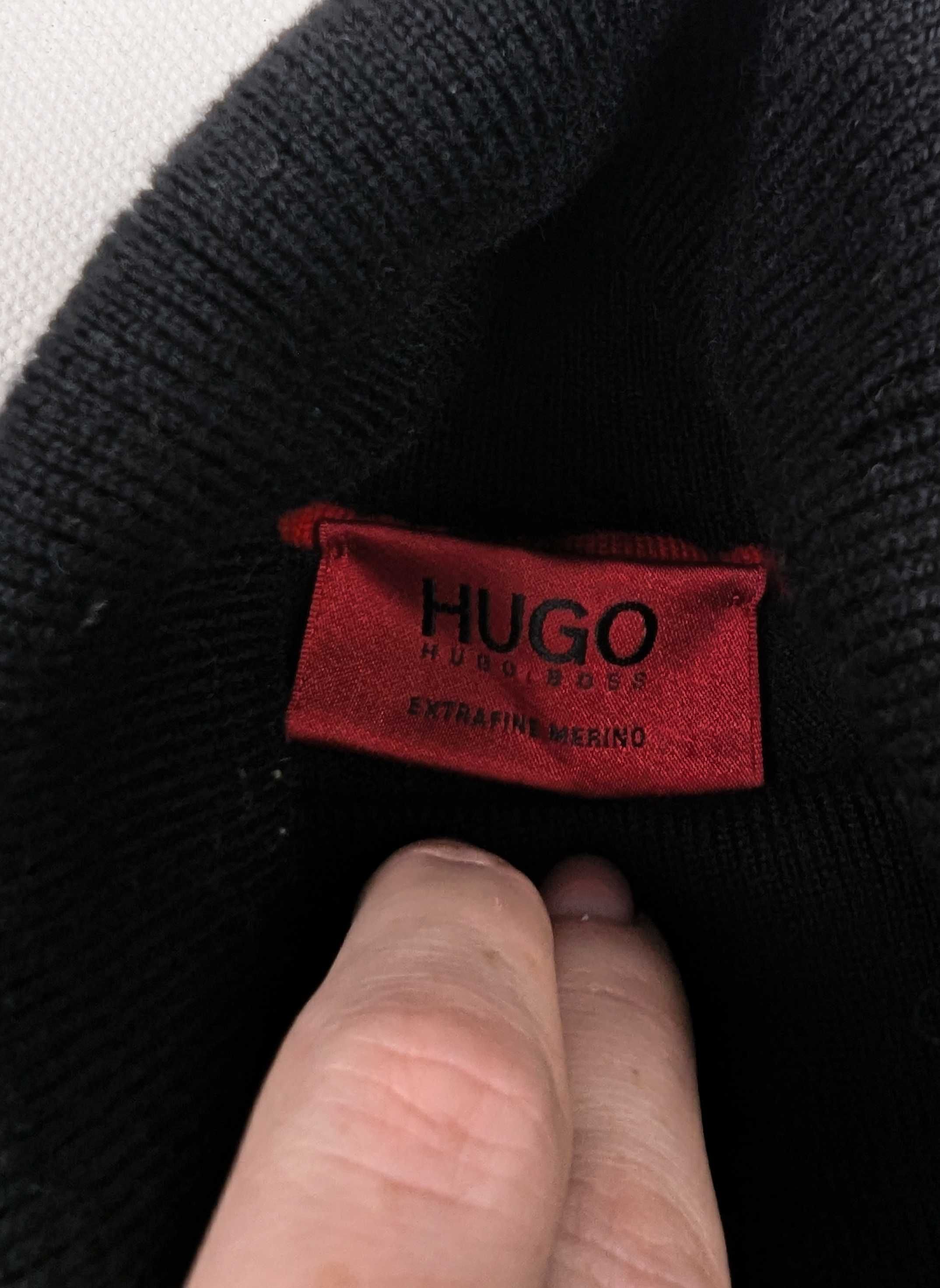 Hugo Boss czarny sweter golf 100% wełna S logo