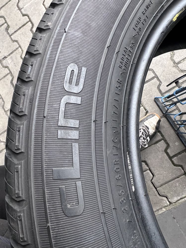 4szt lato 235/60-17C Nokian 9mm 2018r