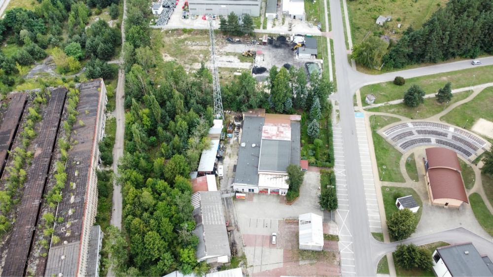 Obiekt handlowo–usługowo–magazynowy z dużym placem w Stąporkowie