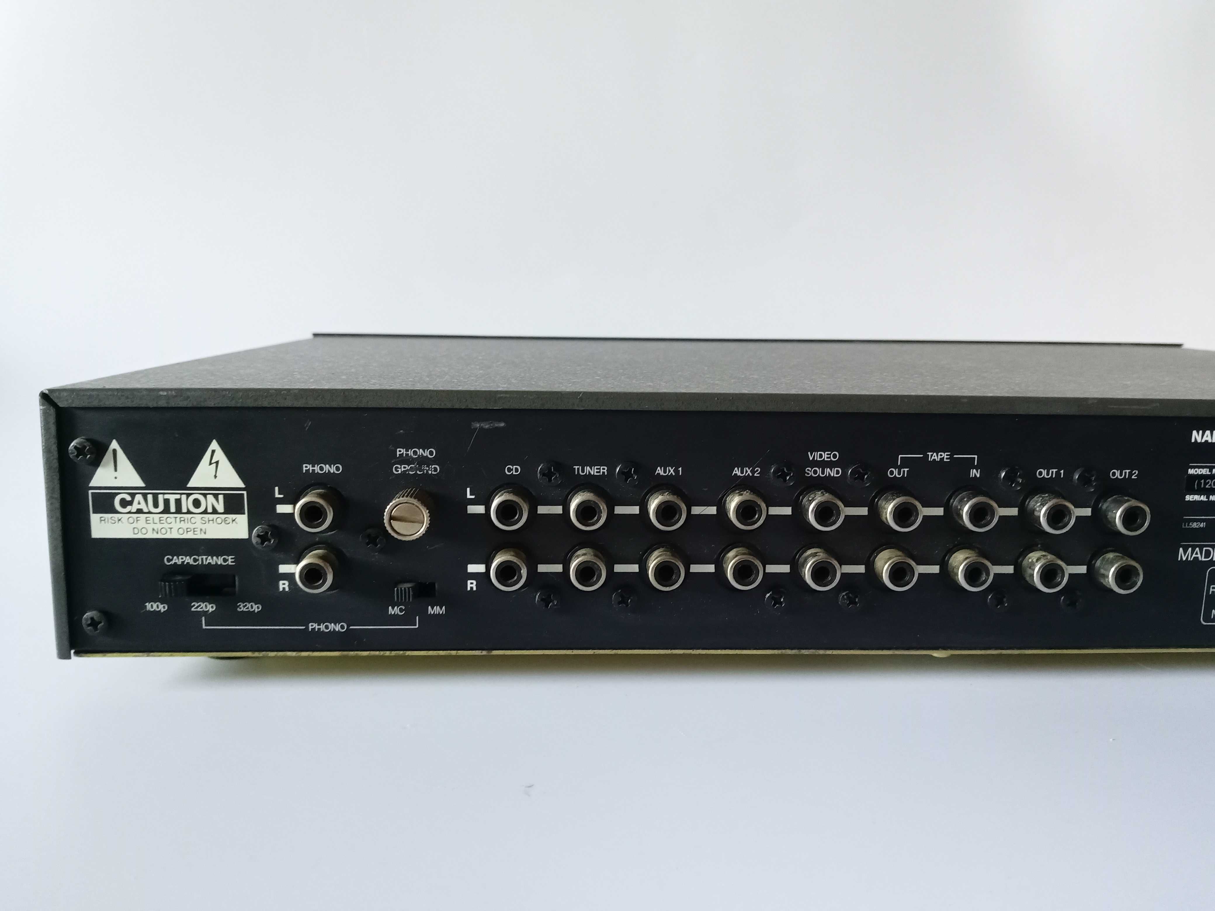 NAD 1240 przedwzmacniacz Stereo Preamplifier