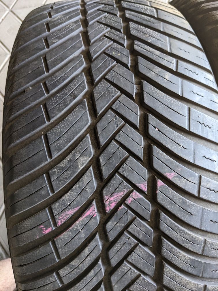255/45R20 Cooper всесезон