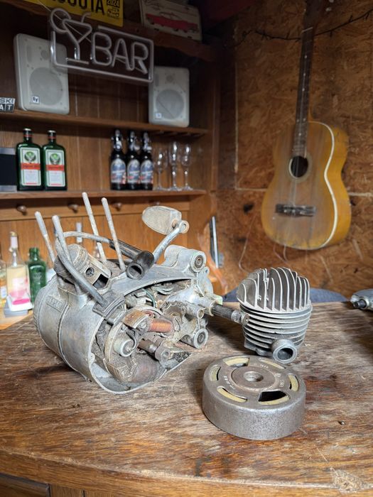 Silnik zak motorower komar sztywniak