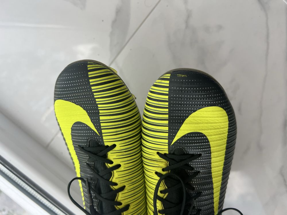 Бутси Nike Mercurial   41 розмір 25.5-26 см