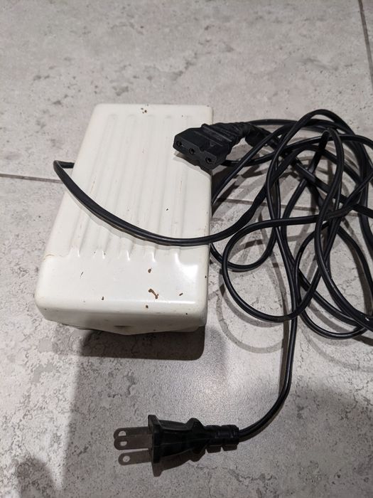 Оверлок Feiyue FN2-7D