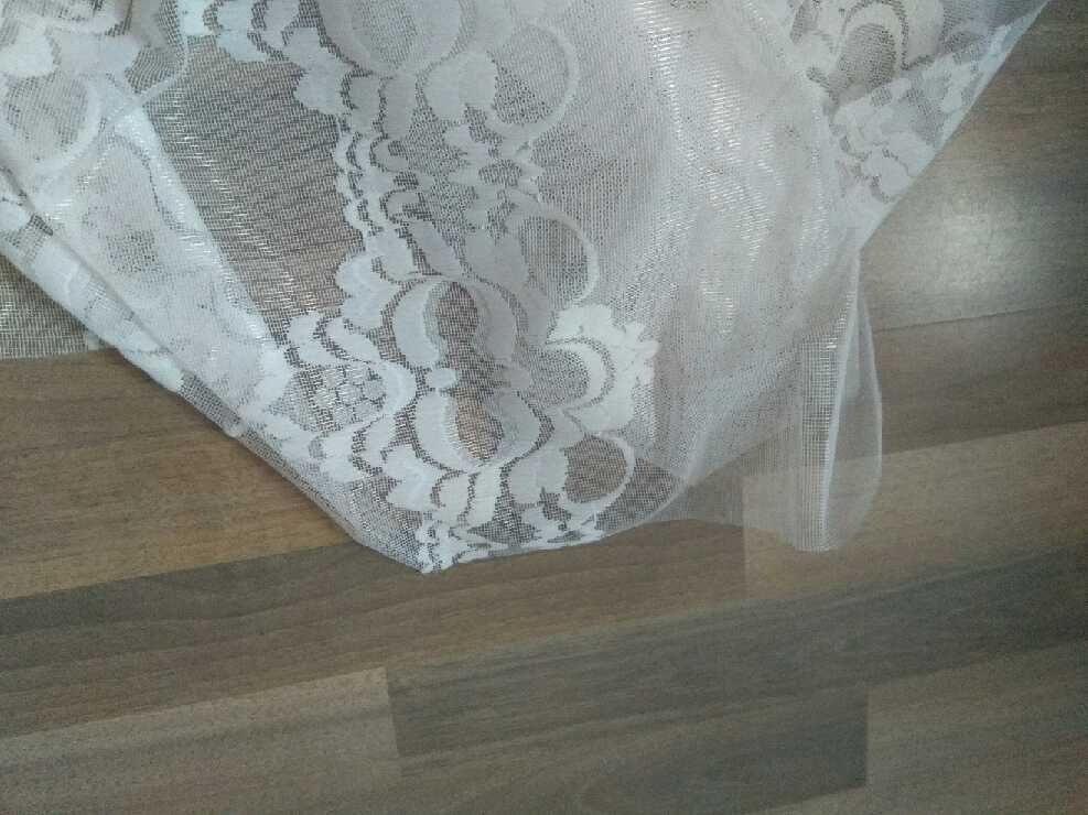 Biala firanka nowa