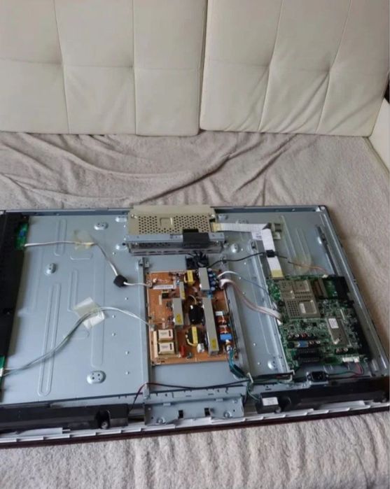 Телемастер на выезде Ремонт телевизоров Настройка приставок Smart TV