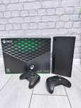 Xbox Series X 1TB + 2 Pady + 2x Gry