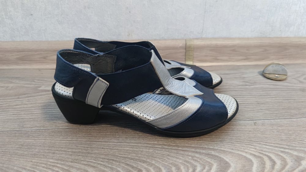 Сандалі м'які ортопедичні. Розмір 38.