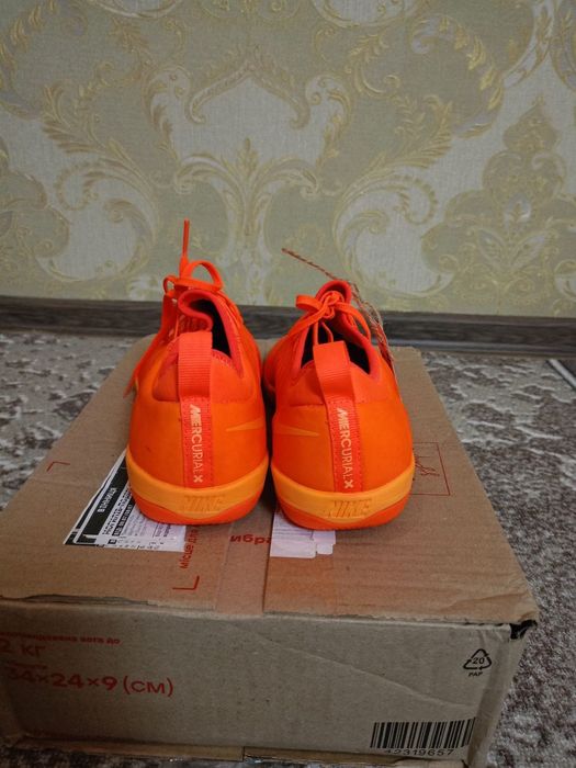 Футзалки Nike Mercurial. Стан 9.5+/10. Розмір: 41