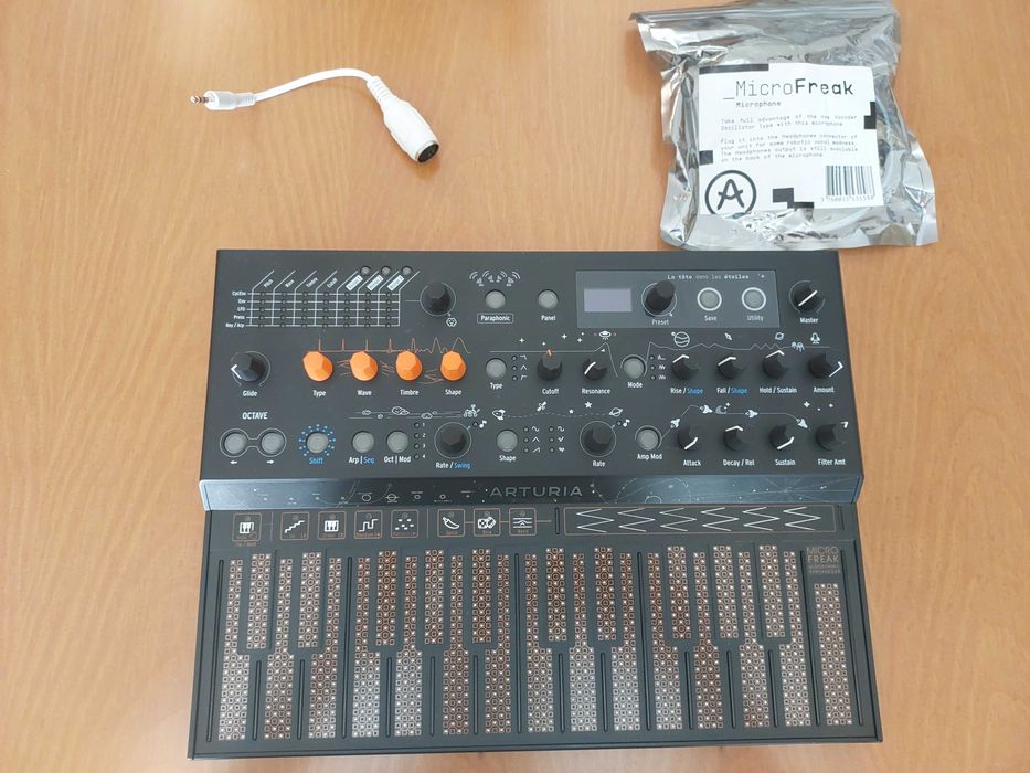 Arturia Microfreak Stellar Edition - Com microfone